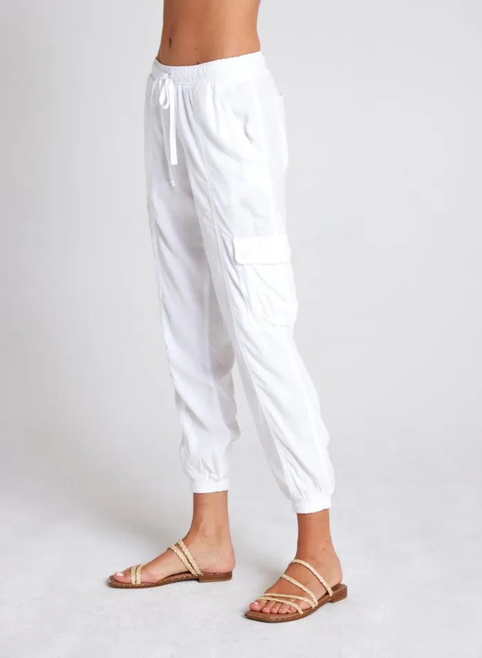 Bella Dahl Cargo Track Pants 8211 White Women Joggers Bella Dahl Cargo Track Pants 8211 White Women Joggers
