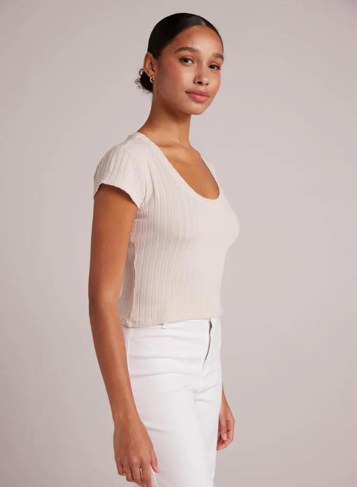 Bella Dahl Cropped Scoop Neck Tee 8211 Khaki Stone Women TShirts Bella Dahl Cropped Scoop Neck Tee 8211 Khaki Stone Women TShirts