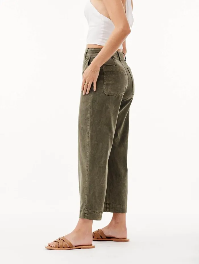 Bella Dahl Saige Wide Leg Crop 8211 Washed Army Women Pants Bella Dahl Saige Wide Leg Crop 8211 Washed Army Women Pants