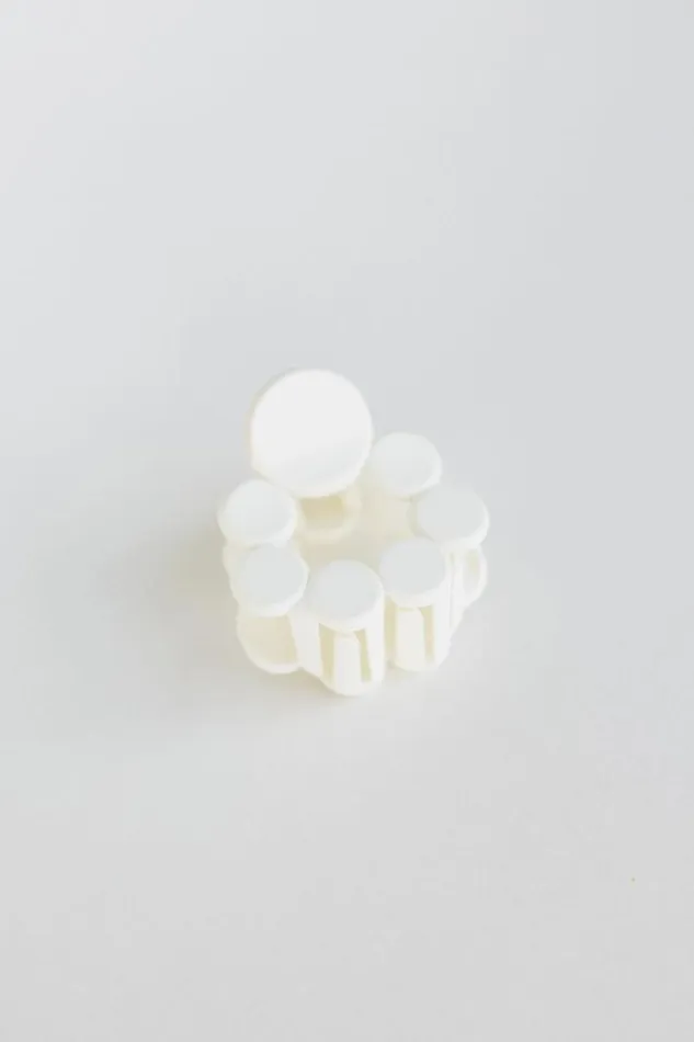 Bohme Hair Accessories Matte Circle Claw Clip In White White 8211 Women