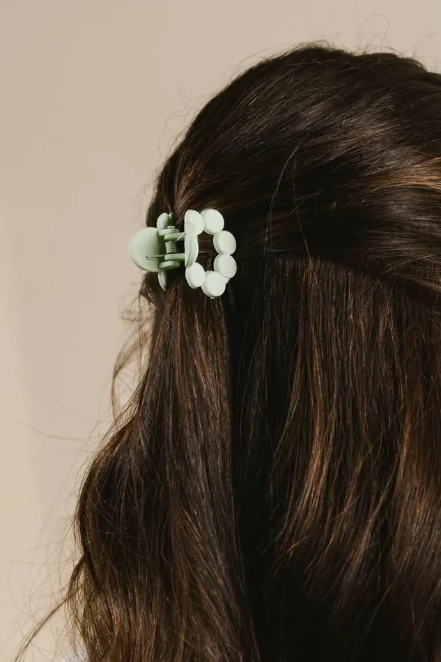 Bohme Hair Accessories Matte Circle Claw Clip In White White 8211 Women