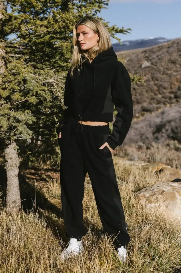 Bohme Loungewear Callie Sherpa Joggers In Black Black 8211 Women