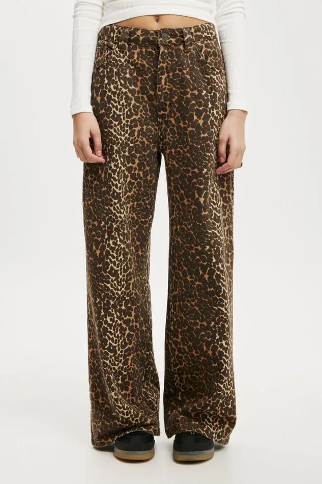 Cotton On Jeans Super Baggy Jean Leopardcarpenter 8211 Women Cotton On Jeans Super Baggy Jean Leopardcarpenter 8211 Women
