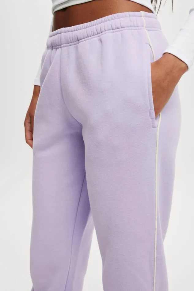 Cotton On SweatsandHoodies Plush Essential Gym Sweatpant Purple Rosecoconut Milk 8211 Women Cotton On SweatsandHoodies Plush Essential Gym Sweatpant Purple Rosecoconut Milk 8211 Women