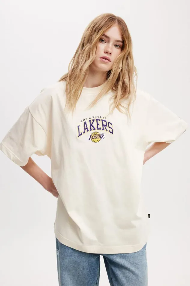 Cotton On Tees and Tanks Box Fit Nba TShirt Lcn Nba Creampuff Lakers 8211 Arch 8211 Men Cotton On Tees and Tanks Box Fit Nba TShirt Lcn Nba Creampuff Lakers 8211 Arch 8211 Men