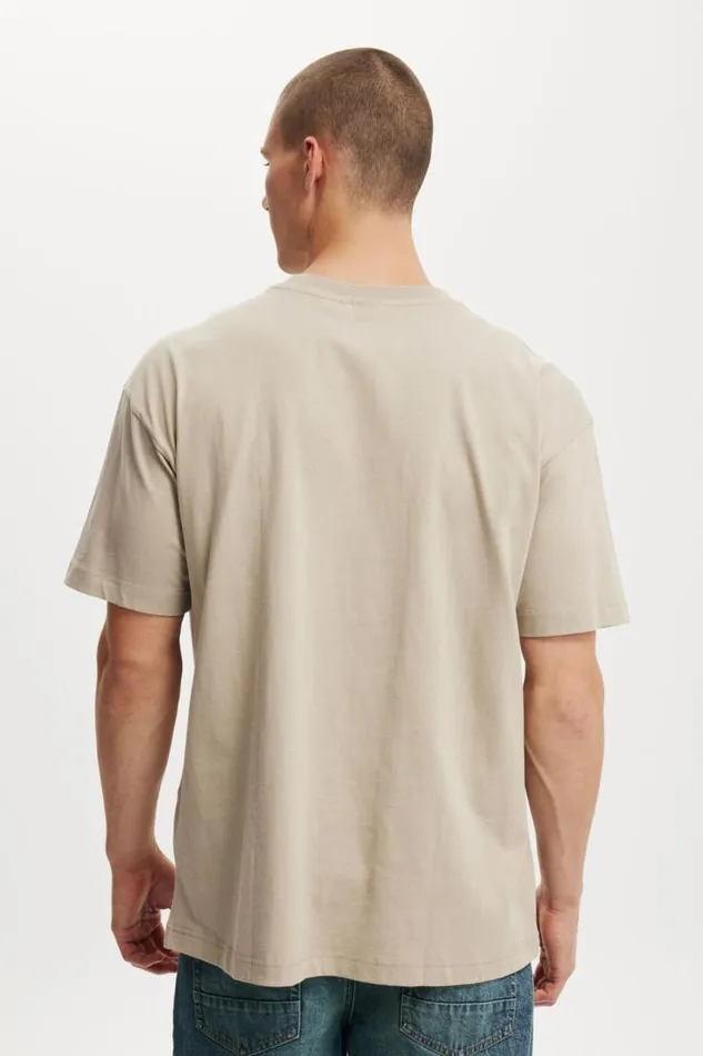 Cotton On Tees and Tanks Box Fit Pocket TShirt Gravel Stone 8211 Men Cotton On Tees and Tanks Box Fit Pocket TShirt Gravel Stone 8211 Men