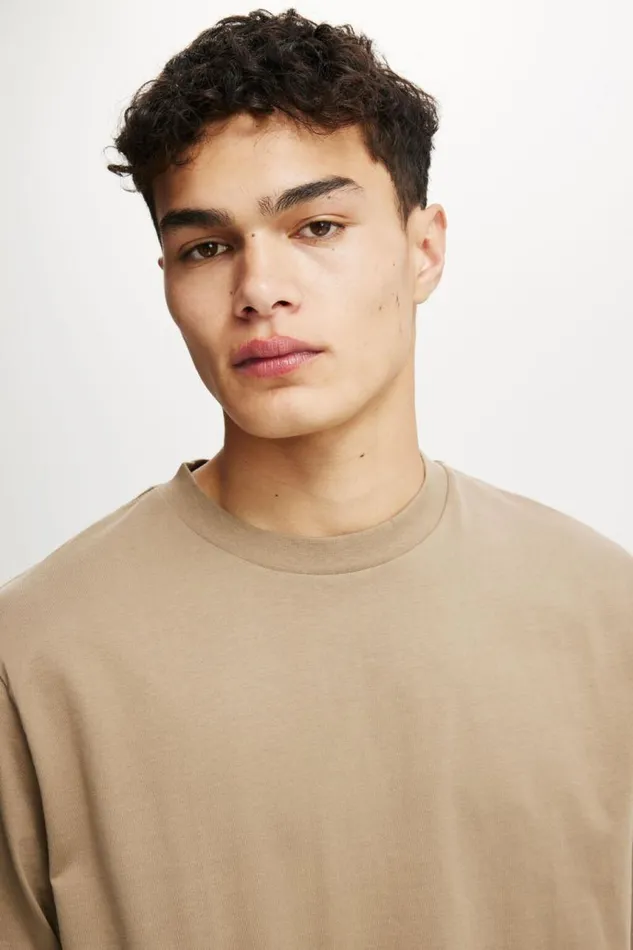 Cotton On Tees and Tanks Cropped Fit TShirt Coffee 8211 Men Cotton On Tees and Tanks Cropped Fit TShirt Coffee 8211 Men