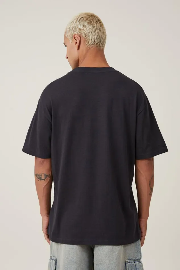 Cotton On Tees and Tanks Loose Fit Music TShirt Lcn Bra Washed Blacktupac 8211 Airbrush 8211 Men Cotton On Tees and Tanks Loose Fit Music TShirt Lcn Bra Washed Blacktupac 8211 Airbrush 8211 Men
