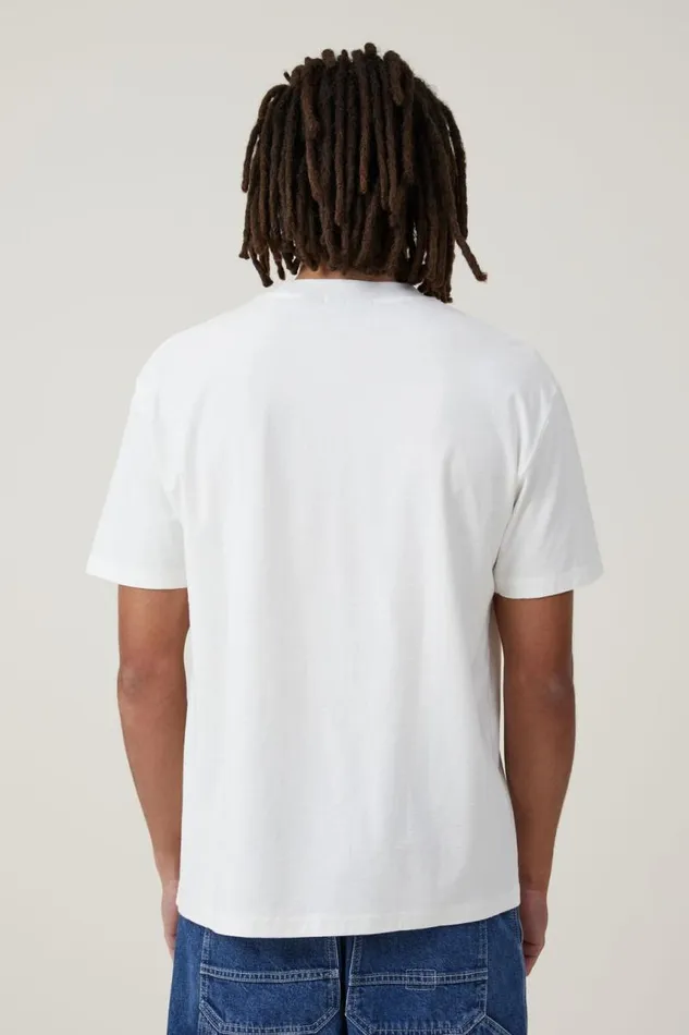 Cotton On Tees and Tanks Premium Loose Fit Music TShirt Lcn Bra Vintage Whitedr Drethe Chronic 8211 Men Cotton On Tees and Tanks Premium Loose Fit Music TShirt Lcn Bra Vintage Whitedr Drethe Chronic 8211 Men