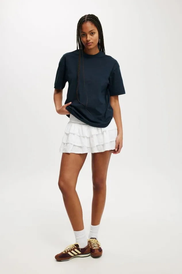 Cotton On Tops The Boxy Graphic Tee Artist Club Ink Navy 8211 Women Cotton On Tops The Boxy Graphic Tee Artist Club Ink Navy 8211 Women