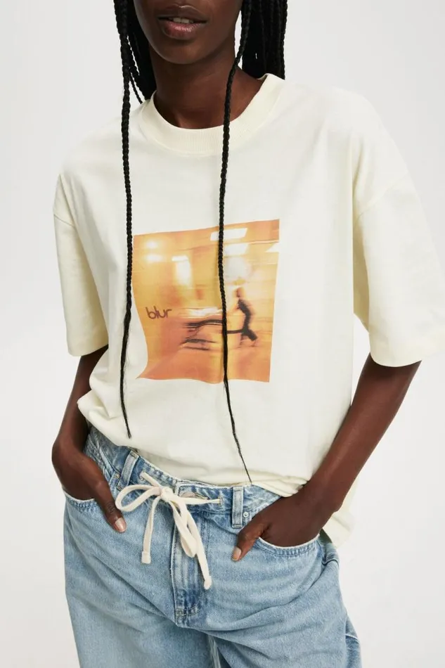 Cotton On Tops The Lcn Boxy Graphic Tee Lcn Wmg Blur Glamour In The Suncreme Fraiche 8211 Women Cotton On Tops The Lcn Boxy Graphic Tee Lcn Wmg Blur Glamour In The Suncreme Fraiche 8211 Women