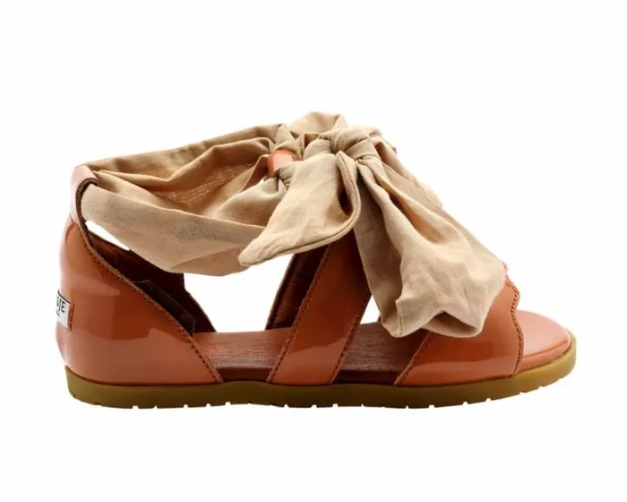 Donsje Amsterdam Sandals Girls Sandy Walnut Patent Leather