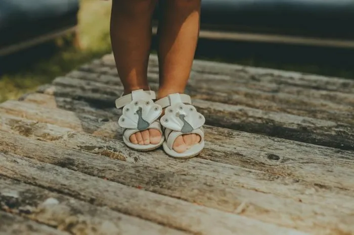 Donsje Amsterdam Shoes Baby Vazi Sandals Off White Metallic Leather