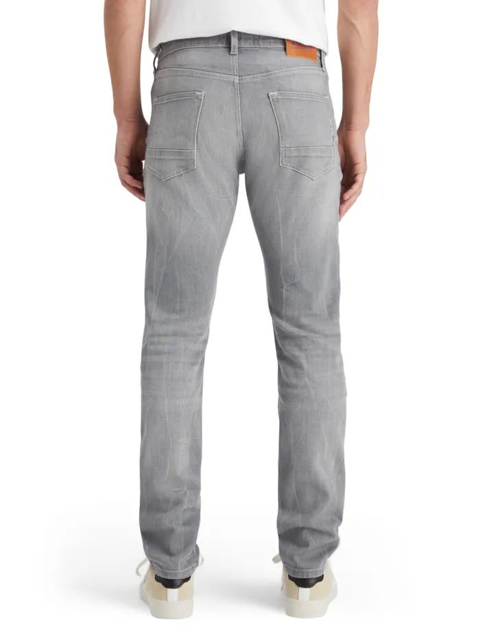 Essential Ralston Regular Slim Jeans 8211 Grey Sands Grey Sands Men Scotch and Soda Essentials Essential Ralston Regular Slim Jeans 8211 Grey Sands Grey Sands Men Scotch and Soda Essentials