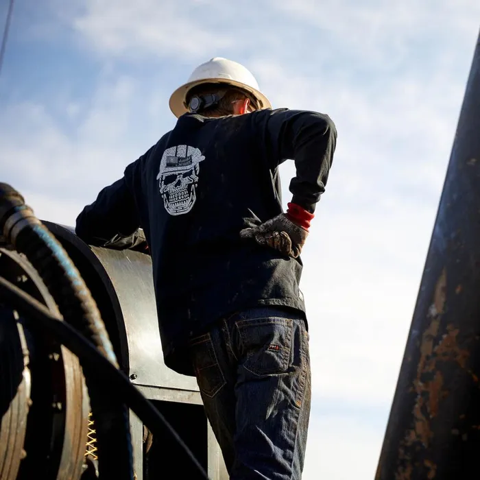 FR Roughneck Skull Logo TShirt Black Men Ariat TShirts and Polos