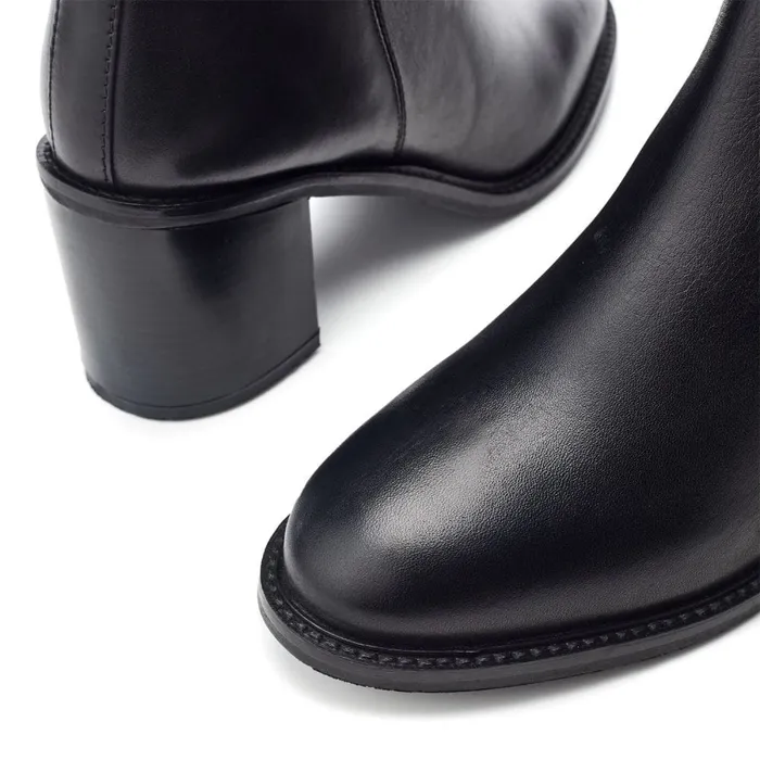 Heeled And Wedge Boots Women Moda In Pelle Bsoleful BFleur Black Leather