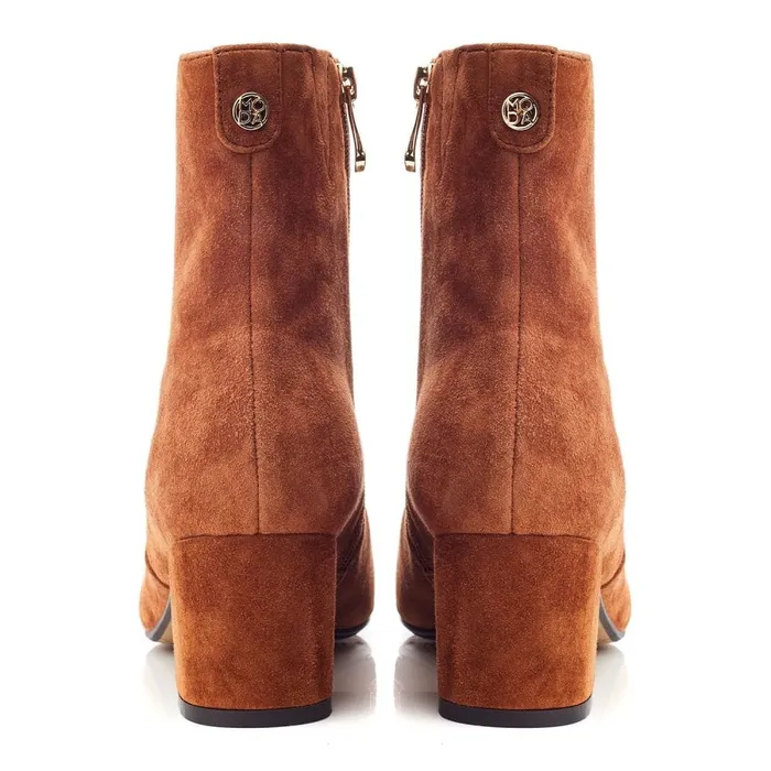 Heeled And Wedge Boots Women Moda In Pelle Otto Tan Suede