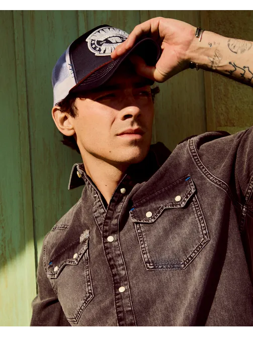 JOE JONAS X SCOTCH SODA EMBROIDERED ARTWORK TRUCKER CAP Night Men Scotch and Soda Hats Scarves and Gloves JOE JONAS X SCOTCH SODA EMBROIDERED ARTWORK TRUCKER CAP Night Men Scotch and Soda Hats Scarves and Gloves