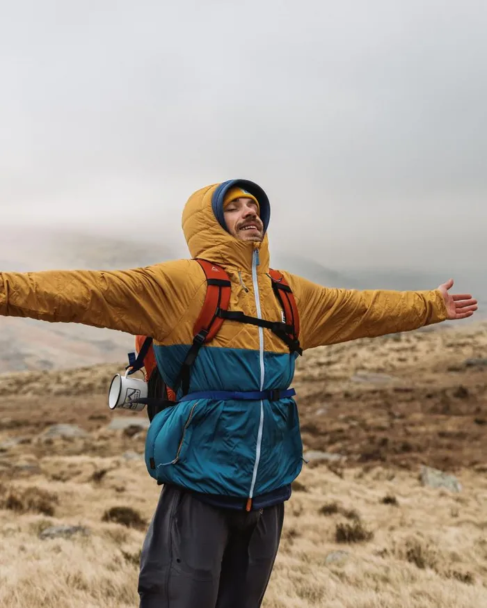 Men Jackets Passenger Base Recycled Thermore Insulated Jacket Dusty Ochre Corsair Blue Dusty Ochre Corsair Blue