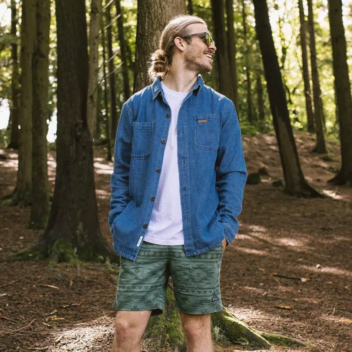 Men Tops Passenger Backcountry Organic Cotton Denim LS Shirt Washed Denim Washed Denim