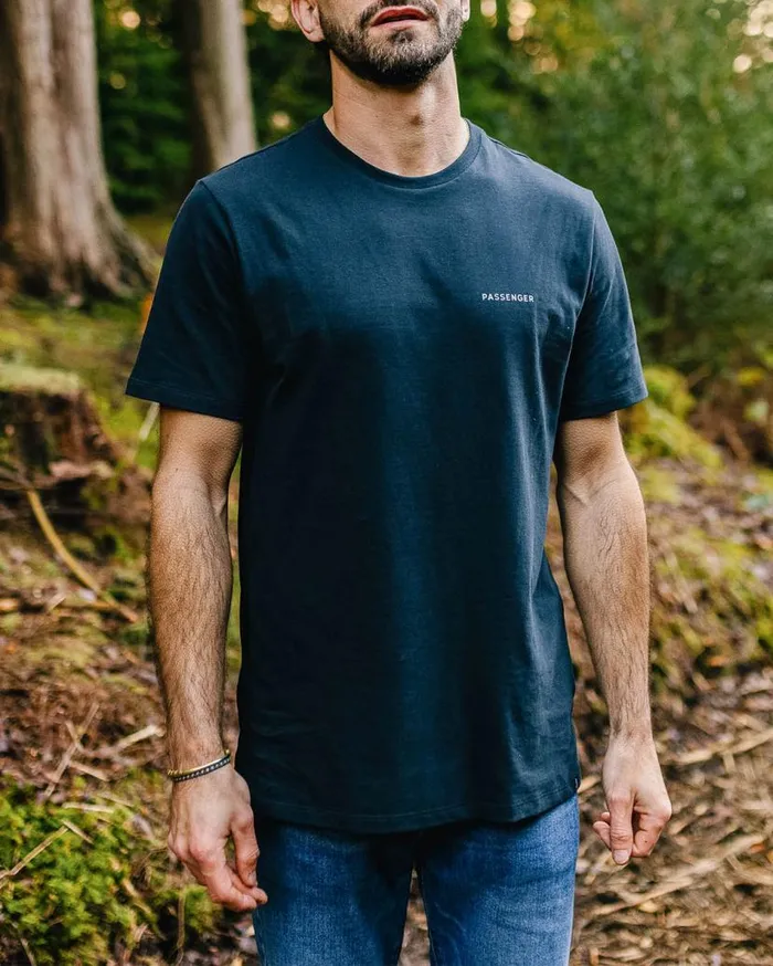Men Tops Passenger Made To Roam Recycled Cotton TShirt Deep Navy Deep Navy