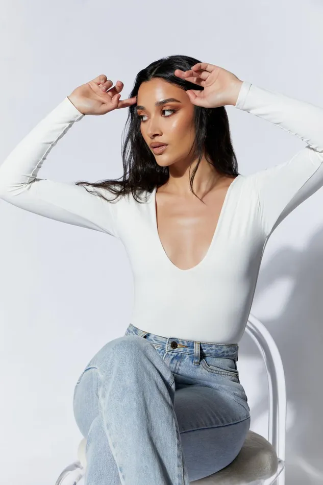 Meshki Bodysuits Nia Long Sleeve V Neck Bodysuit 8211 White White 8211 Women