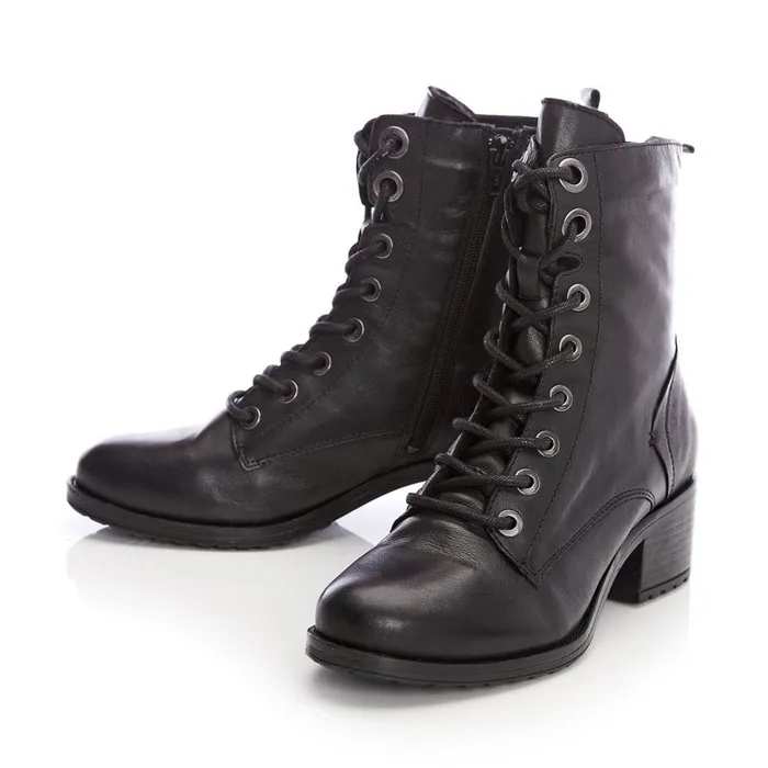 MidCalf Boots Women Moda In Pelle Bezzie Black Leather