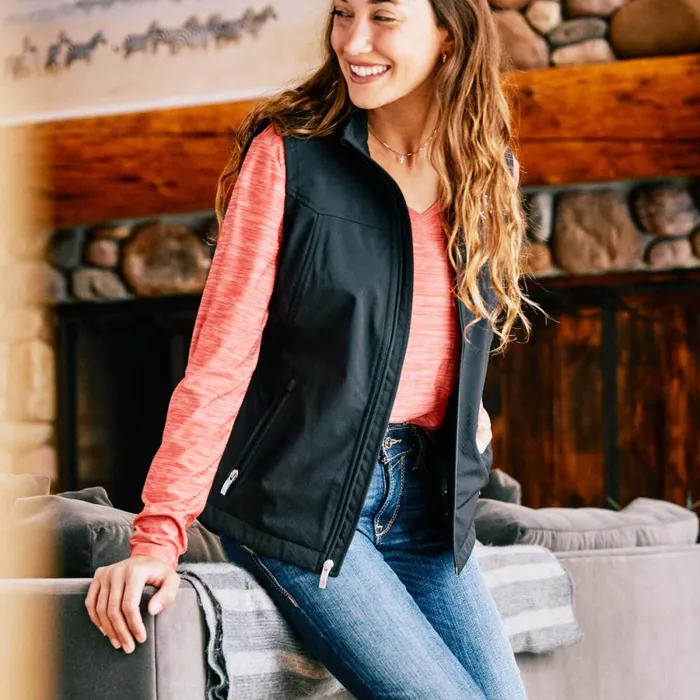 New Team Softshell Vest Black Women Ariat Jackets and Vests New Team Softshell Vest Black Women Ariat Jackets and Vests