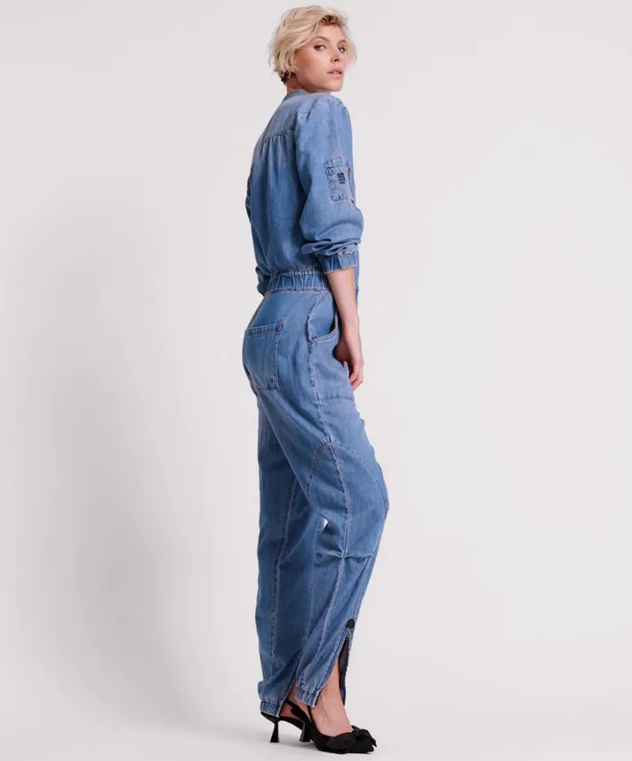 One Teaspoon Denim Jumpsuits CHAMBRAY ROMANCE ZIPPED UP JUMPSUIT 8211 Women One Teaspoon Denim Jumpsuits CHAMBRAY ROMANCE ZIPPED UP JUMPSUIT 8211 Women