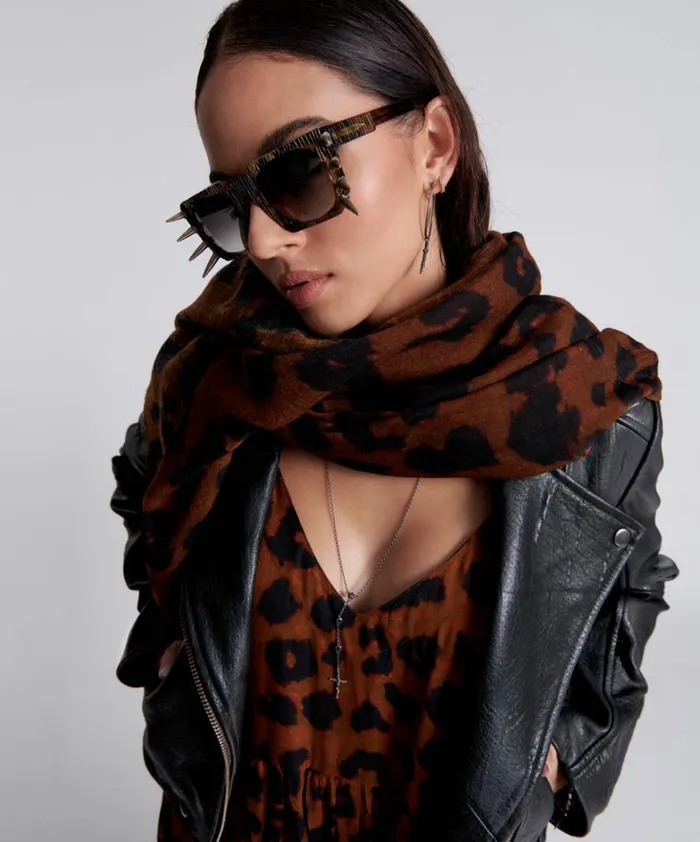 One Teaspoon Headwear ANIMAL ANARCHY WOOL SCARF 8211 Women One Teaspoon Headwear ANIMAL ANARCHY WOOL SCARF 8211 Women