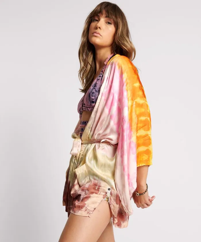 One Teaspoon Jackets MIRAGE HAND DYED SATIN KIMONO 8211 Women One Teaspoon Jackets MIRAGE HAND DYED SATIN KIMONO 8211 Women
