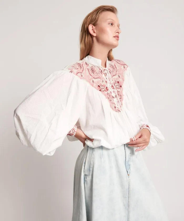 One Teaspoon Tops DESERT FLORAL EMBROIDERED GYPSY TOP 8211 Women One Teaspoon Tops DESERT FLORAL EMBROIDERED GYPSY TOP 8211 Women