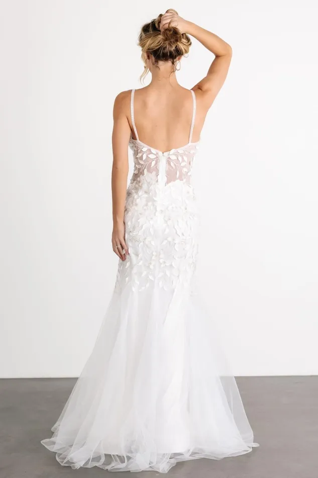 Precious Embroidered Bridal Gown Off White Women Baltic Born Bridal Precious Embroidered Bridal Gown Off White Women Baltic Born Bridal