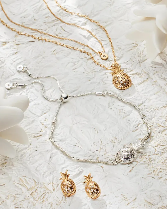 Tommy Bahama Crystal Collection Silver Pineapple PullTie Bracelet Silver Women Jewelry Collections Tommy Bahama Crystal Collection Silver Pineapple PullTie Bracelet Silver Women Jewelry Collections