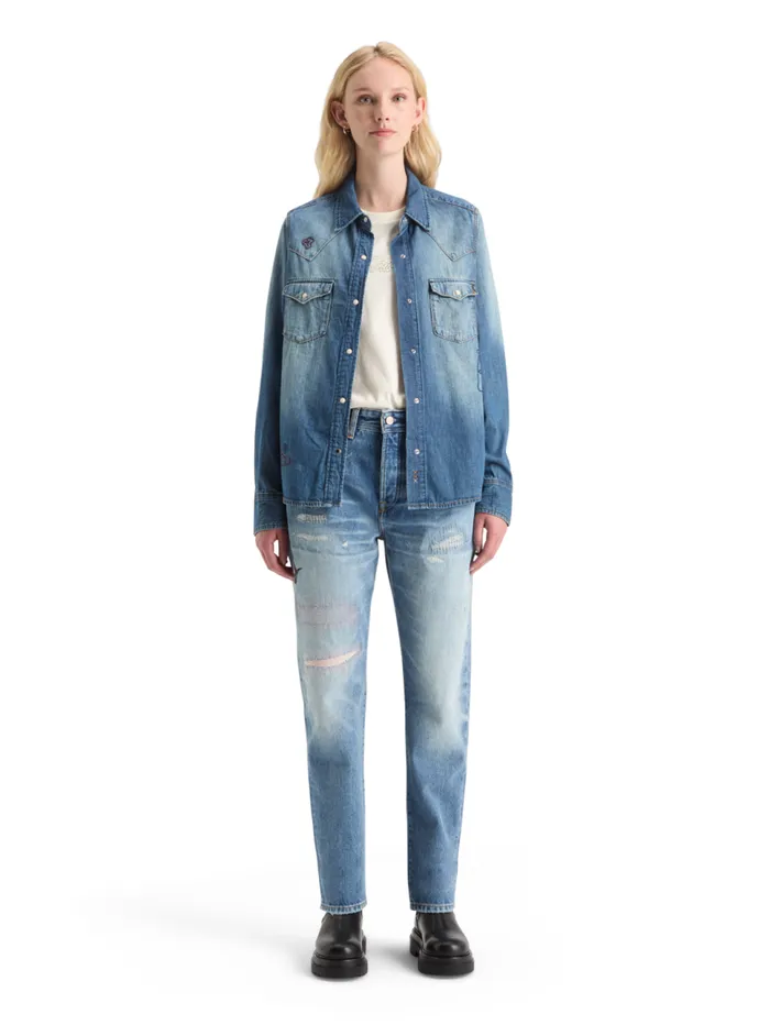 WASHED REGULAR FIT DENIM WESTERN SHIRT WITH EMBROIDERIES Washed Indigo Women Scotch and Soda Blouses and Shirts WASHED REGULAR FIT DENIM WESTERN SHIRT WITH EMBROIDERIES Washed Indigo Women Scotch and Soda Blouses and Shirts