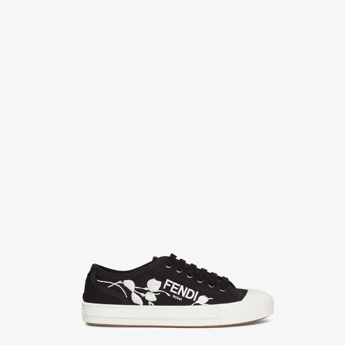 Woman Black Canvas Low Tops Black Fendi Sneakers