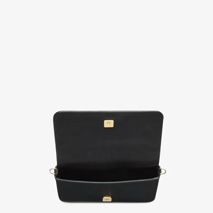 Woman Black Leather Wallet Black Fendi Wallets On Chain