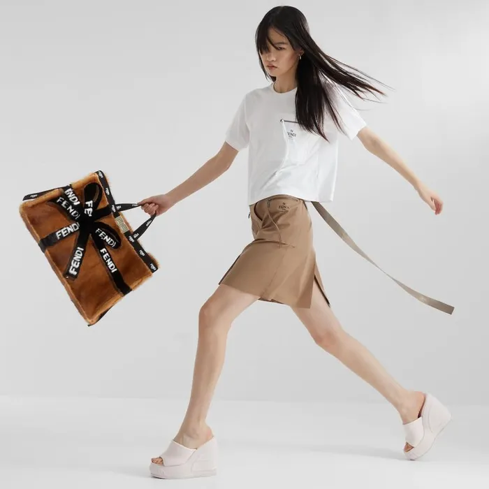 Woman Brown Mink Shopper With Ribbon Inlay Brown Fendi Tote Bags