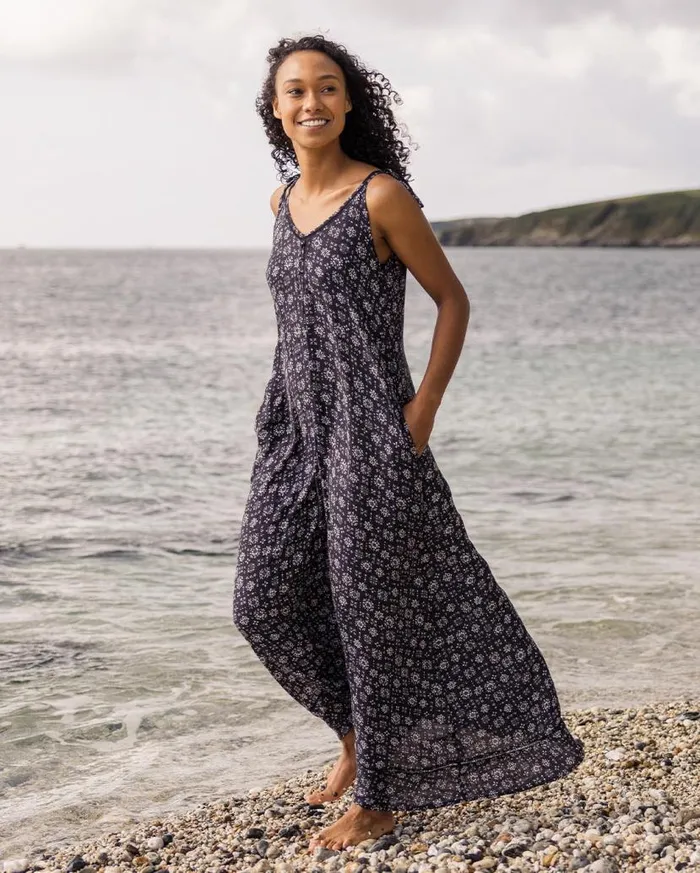 Women Bottoms Passenger Breeze Maxi Dress Simple Tile Faded Black Simple Tile Faded Black Women Bottoms Passenger Breeze Maxi Dress Simple Tile Faded Black Simple Tile Faded Black