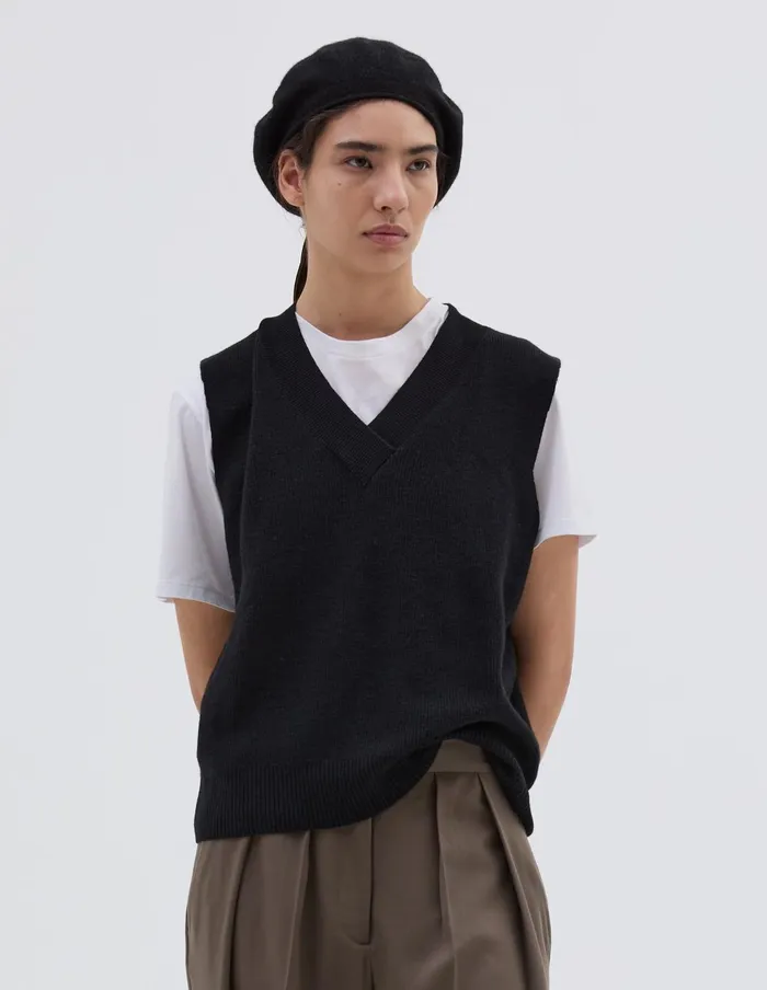 Women Cross Over V Neck Slipover Black Margaret Howell Knitwear