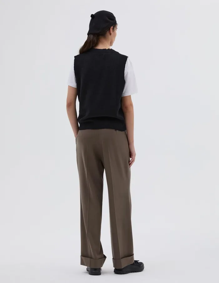 Women Cross Over V Neck Slipover Black Margaret Howell Knitwear