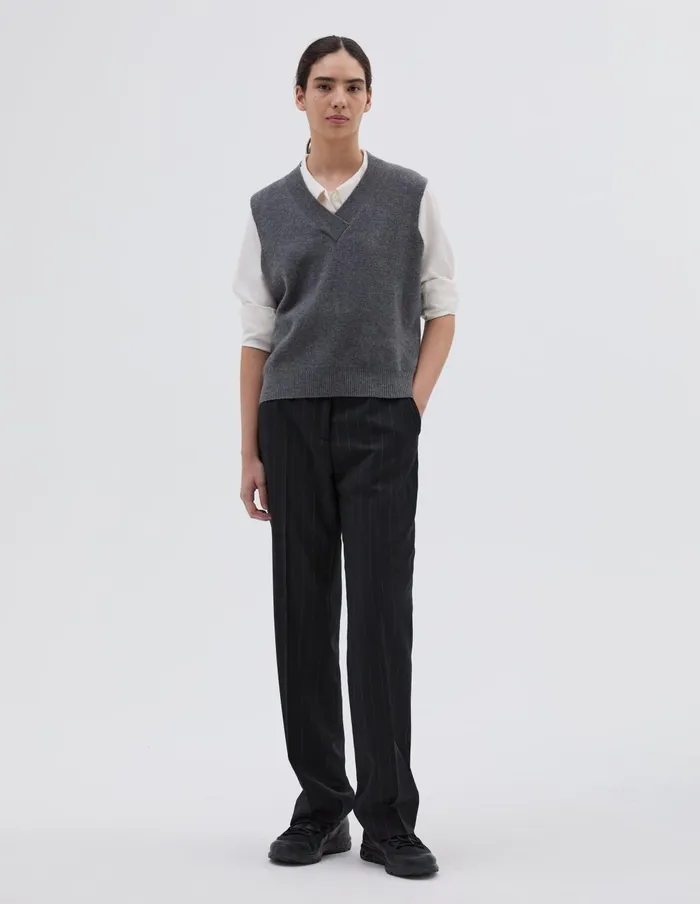 Women Cross Over V Neck Slipover Grey Flannel Margaret Howell Knitwear