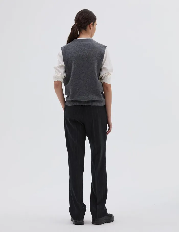 Women Cross Over V Neck Slipover Grey Flannel Margaret Howell Knitwear