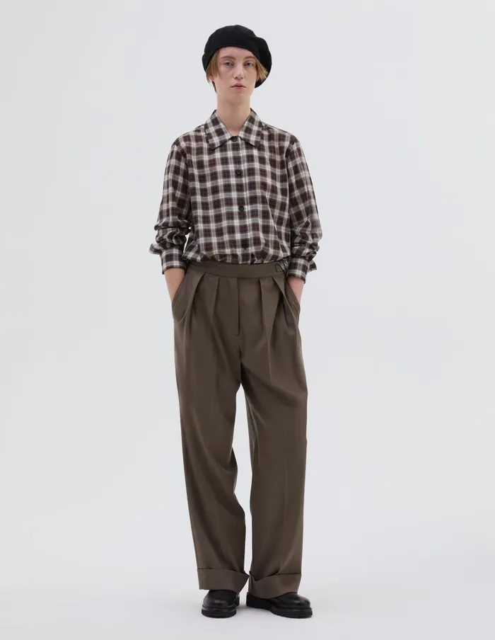 Women Curve Collar Shirt Black White Brown Margaret Howell Shirts