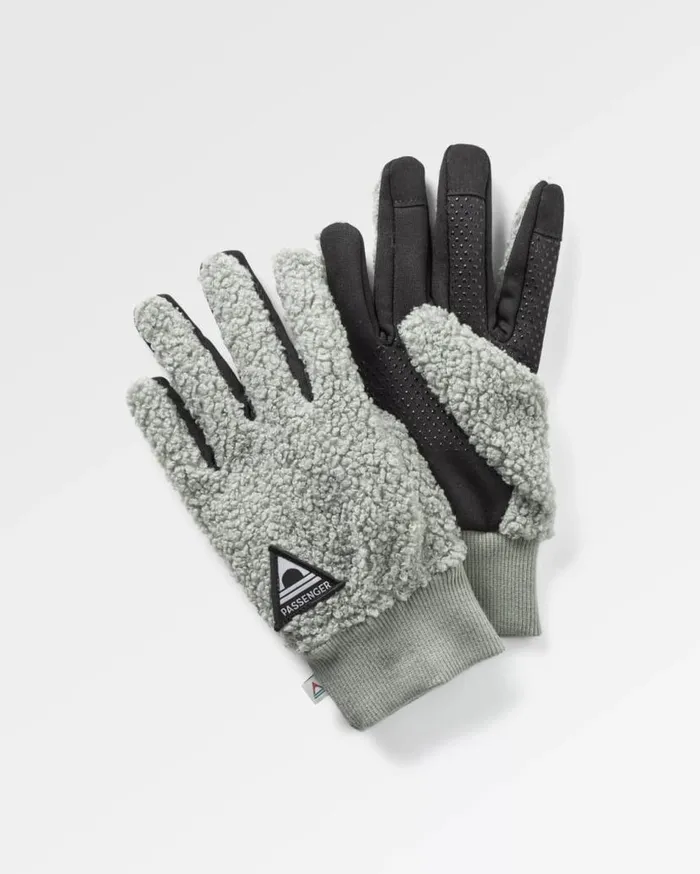 Women Gloves Passenger Snowfall 20 Recycled Sherpa Gloves Pistachio Pistachio