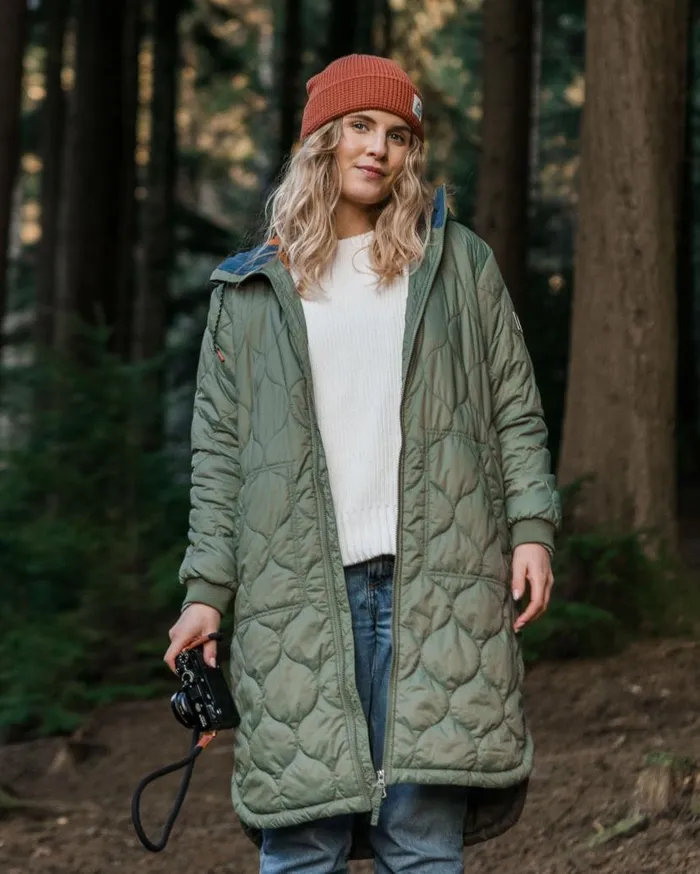Women Jackets Passenger Flora 20 Long Recycled Insulated Parka Dusty Olive Dusty Olive