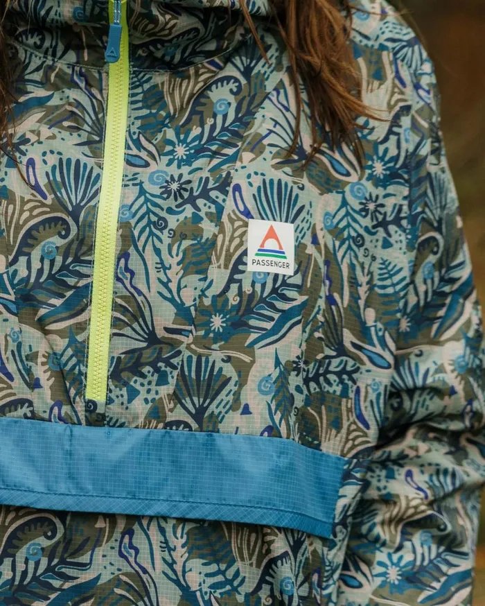 Women Jackets Passenger Viento Recycled Windshell Smock Abstract Seaweed Pistachio Abstract Seaweed Pistachio