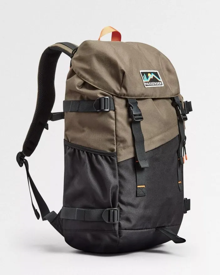 WomenMen Backpacks and Bags Passenger Boondocker Recycled 26L Backpack BlackKhaki Blackkhaki