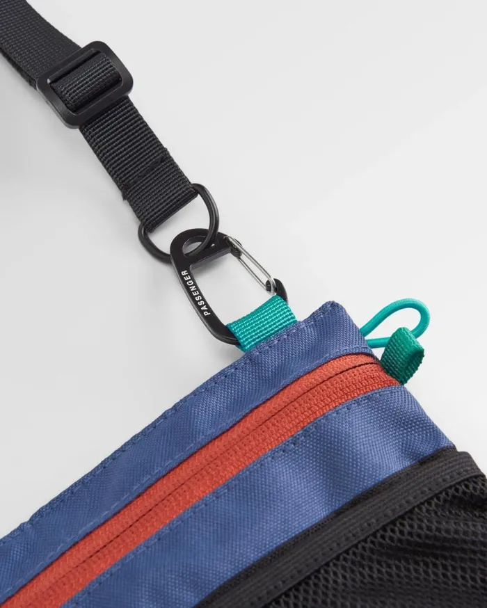 WomenMen Backpacks and Bags Passenger Waypoint Cross Body Bag Black Black