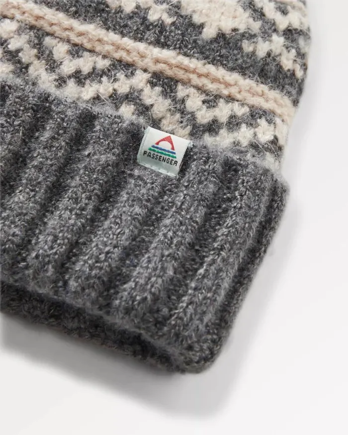 WomenMen Beanies Passenger Lodge Recycled Bobble Hat Black Black